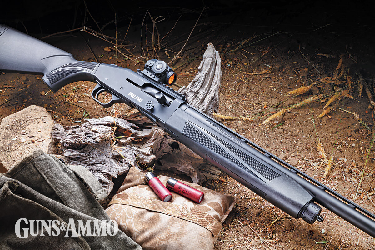 940 Pro Field 12 Gauge Semi-Auto Shotgun with 28 Inch Barrel and Black Synthetic Stock