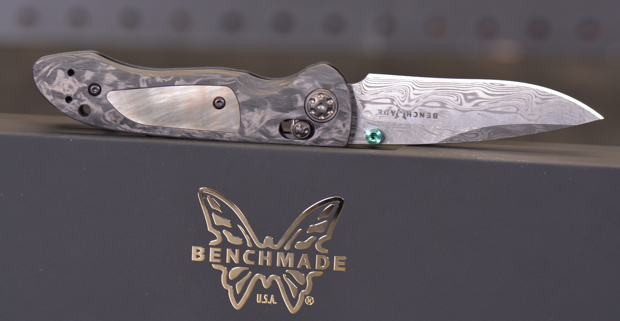 Benchmade Foray Gold Class #149 Demascus and Mother of Pearl