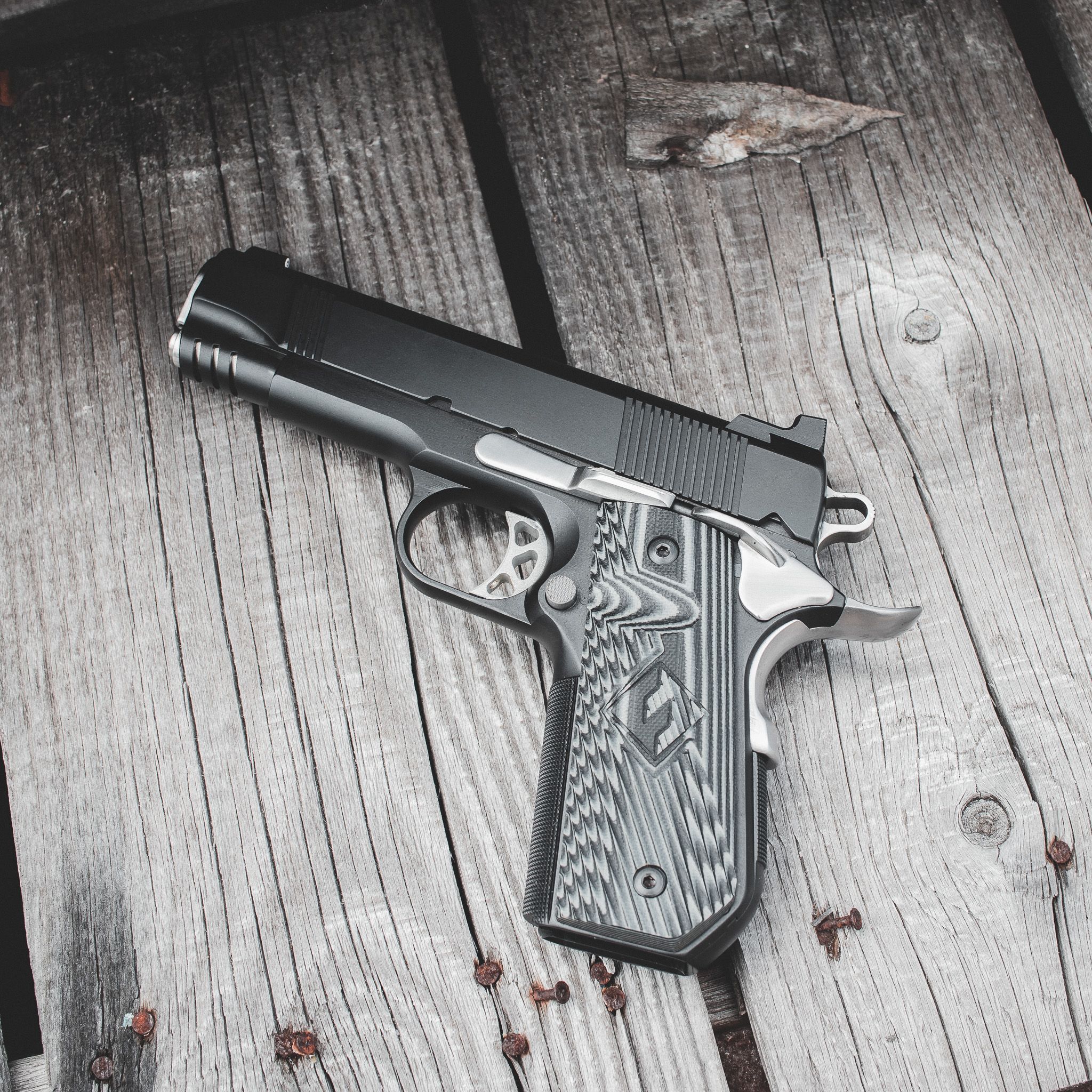 Custom 1911 Pistol - 45 ACP Commander - Stealth Carry — image 2