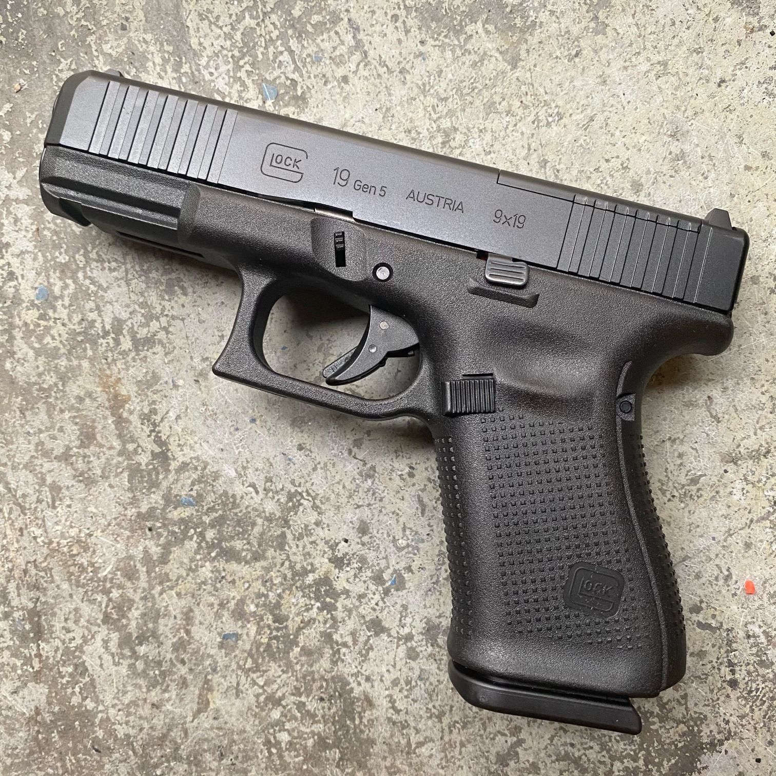 GLOCK 19 GEN5