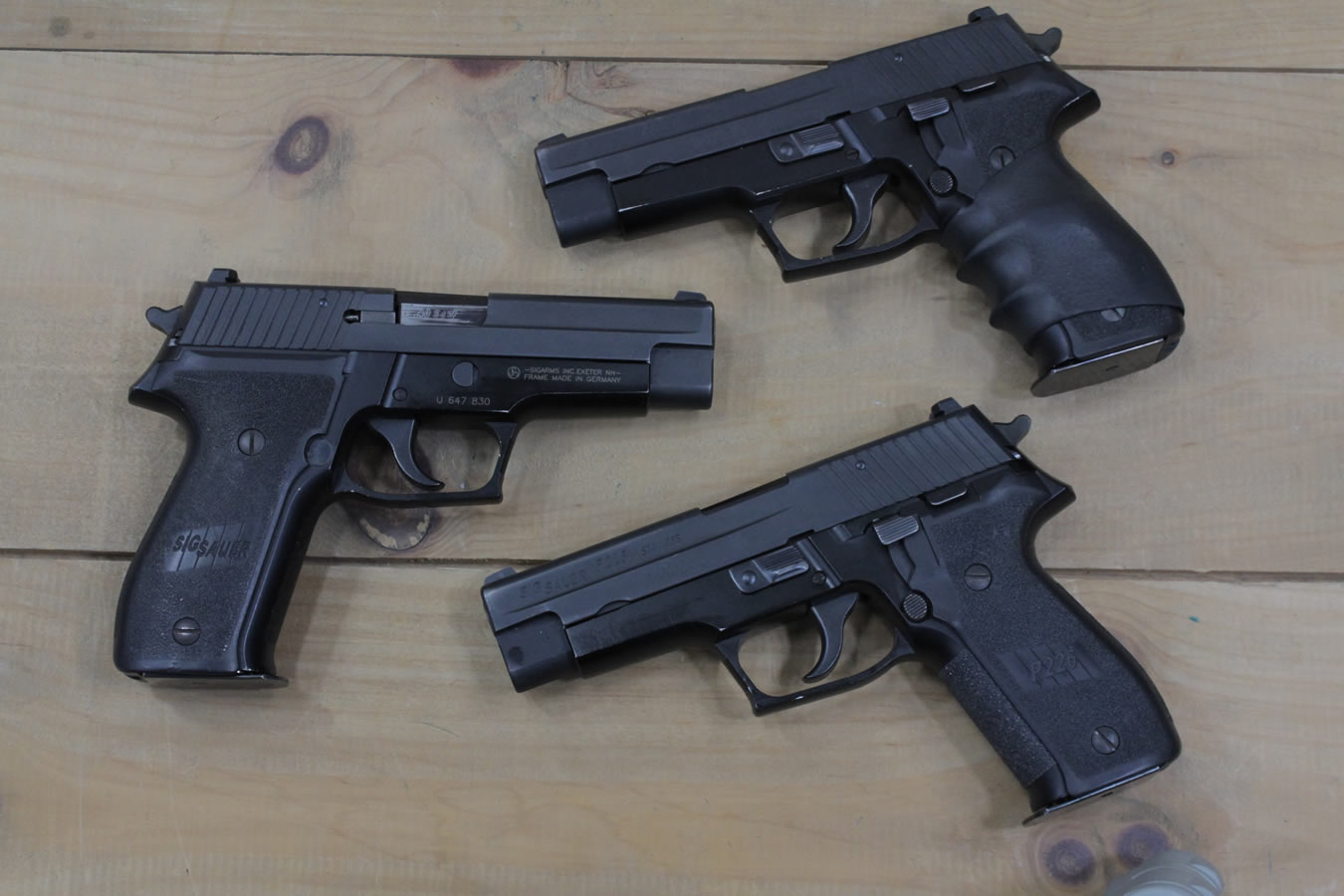 P226 40 S&W DA/SA Police Trade-ins (Good Condition)