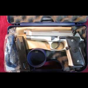 BERETTA 92FS STAINLESS INOX 9MM NEW