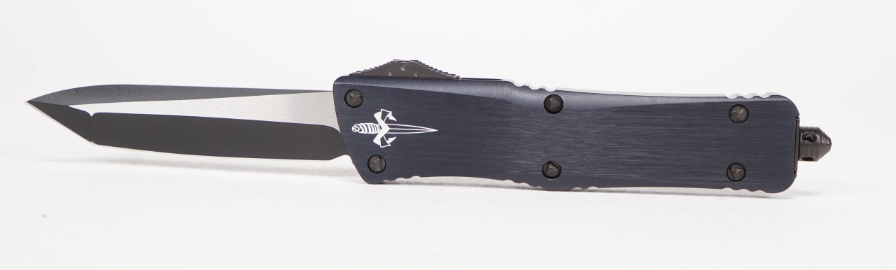 Marfione Custom Combat Troodon Two-Tone DLC Apocalyptic