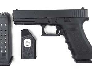 Glock 17 Gen3 9MM 4.49" Barrel 17 Rounds 2 Magazines, Glock OEM Rail