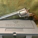 RUGER "NEW MODEL" SUPER BLACKHAWK STAINLESS Handguns Revolver
